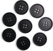 画像1: 四つ穴ボタン 【ブラック ツヤなし】 黒 ベーシック シンプル 8個入り【23mm】ボタンマート B-047 (1)