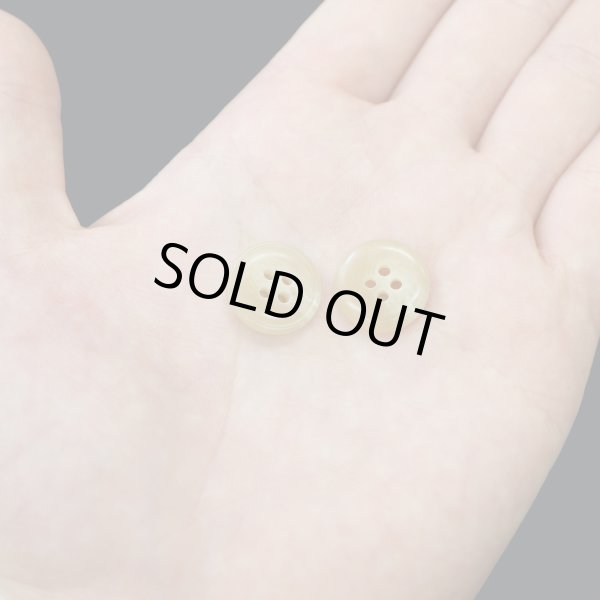 画像6: 水牛調ボタン【ベージュ】スーツ コート ジャケット ブレザー 四つ穴 フロント 袖口 10個入り【15mm】ボタンマート B-048 (6)