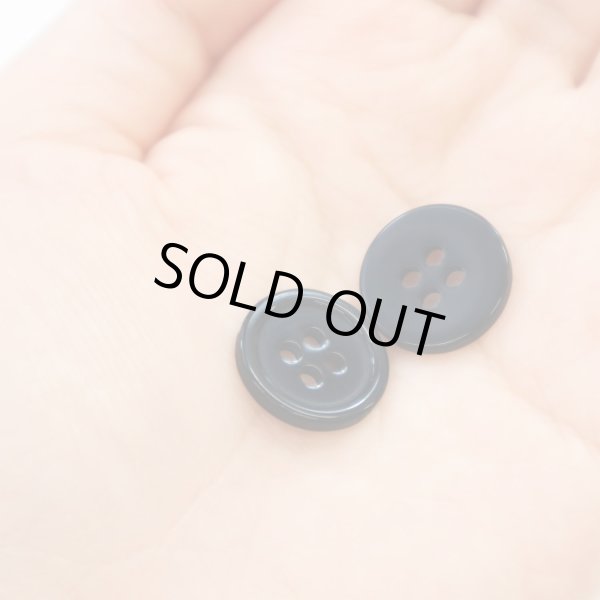 画像6: 黒ボタン【ブラック ツヤあり】四つ穴ボタン ベーシック カラーボタン シャツボタン シンプル ボタン 20個入り【12.5mm】ボタンマート B-064 (6)