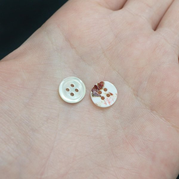 画像6: シェルボタン 貝製 片面 高瀬貝 シャツ 四つ穴 白 ホワイト 15個入り【10mm】きらきらぷんぷん丸 B-092 (6)