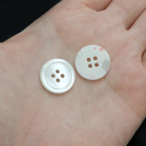 画像6: シェルボタン 貝製 片面 高瀬貝 シャツ 四つ穴 白 ホワイト 5個入り【18mm】きらきらぷんぷん丸 B-096 (6)