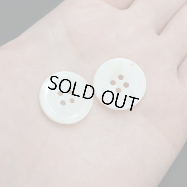 画像6: シェルボタン 貝製 片面 高瀬貝 シャツ 四つ穴 白 ホワイト 5個入り【20mm】きらきらぷんぷん丸 B-097 (6)