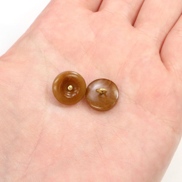 画像5: ナットボタン 足つきボタン 【ダークブラウン】 茶色 メタル ゴールド 足つき ウッド ボタン 飾りボタン 5個入り 【13mm】 きらきらぷんぷん丸 B-1064 (5)