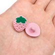 画像5: いちご モチーフボタン 足つき 【ピンク】 ボタン イチゴ 苺 ストロベリー 飾りボタン かわいい 10個入り 【18mm】 きらきらぷんぷん丸 B-1082 (5)