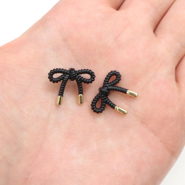 画像5: リボンボタン メタル 足つき 【ブラック】 黒 金 ボタン リボン モチーフボタン 飾りボタン かわいい 手芸 3個入り 【18x15mm】 きらきらぷんぷん丸 B-1090 (5)
