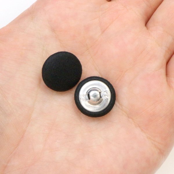 画像6: 綿ボタン 15mm 【ブラック】 5個入り 黒 コットン くるみボタン ボタン 飾りボタン つつみボタン きらきらぷんぷん丸 B-1142 (6)