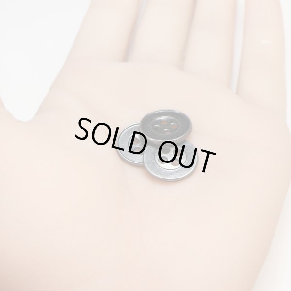 画像5: メタルボタン 四つ穴 シンプル【 アンティークシルバー】銀 丸ボタン 金属 手芸 10個入【15mm】きらきらぷんぷん丸 B-1273 (5)