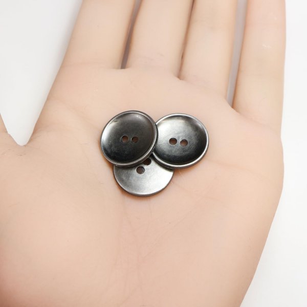 画像5: メタルボタン 二つ穴 お椀型【アンティークシルバー】銀 丸ボタン 金属 手芸 10個入【18mm】きらきらぷんぷん丸 B-1279 (5)