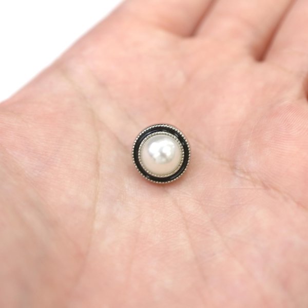 画像6: パールボタン 装飾 【シルバー 黒フチ】 ホワイト 白 パール 10個入り 【12.5mm】ビジュー 飾り 縫製 袖口 きらきらぷんぷん丸 B-149 (6)