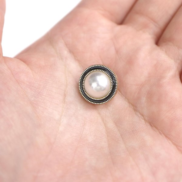 画像6: パールボタン 装飾 【ゴールド 黒フチ】 ホワイト 白 パール 10個入り 【15mm】ビジュー 飾り 縫製 袖口 きらきらぷんぷん丸 B-154 (6)