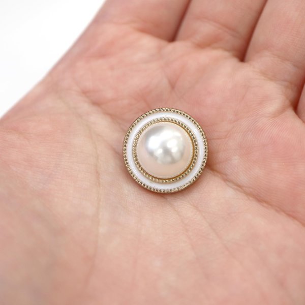 画像6: パールボタン 装飾 【ゴールド 白フチ】 ホワイト 白 パール 8個入り 【18mm】ビジュー 飾り 縫製 袖口 きらきらぷんぷん丸 B-159 (6)