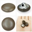 画像5: くるみボタン レザー調【ダークブラウン】18mm 8個入 丸型 足つき シボ感 手芸 服飾 付け替え ボタンマート B-1633 (5)