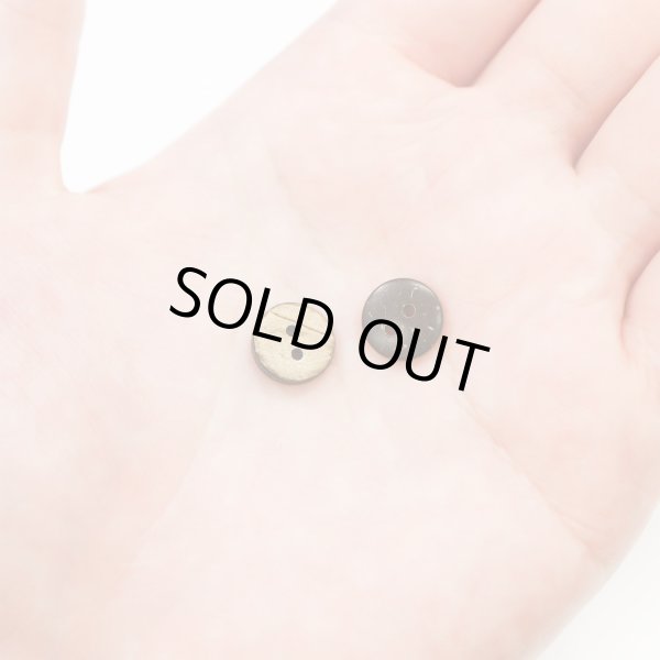 画像6: ココナッツボタン 二つ穴ボタン ナチュラル シャツボタン ウッド ボタン ブラウン 木目 木製 20個入り【10mm】ボタンマート B-175 (6)