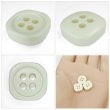 画像5: 樹脂ボタン 四つ穴 角丸スクエア【アイボリー】11mm 15個入 マット調 手芸 服飾 付け替え ボタンマート B-2067 (5)