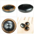 画像5: 樹脂ボタン 木目調リム【ブラウン】20mm 6個入 丸型 四つ穴 表付け 手芸 服飾 付け替え ボタンマート B-2081 (5)