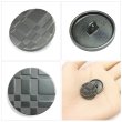 画像6: メタルボタン 格子柄【ブラック】20mm 6個入 丸型 足つき 立体柄 手芸 服飾 付け替え ボタンマート B-2087 (6)