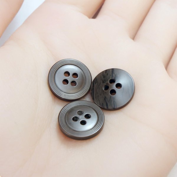 画像5: 樹脂ボタン リングライン【ブラウン】15mm 10個入 丸型 四つ穴 裁縫 手芸 服飾 付け替え ボタンマート B-2135 (5)