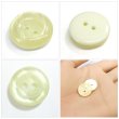 画像5: 二つ穴樹脂ボタン【アイボリー】15mm 10個入 シェル調 丸型 光沢 模様 手芸 服飾 付け替え ボタンマート B-2155 (5)