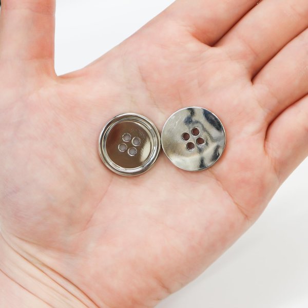 画像6: メタルボタン 四つ穴 【シルバー 鏡面仕上げ】 銀 シャツ スーツ 8個入り 【23mm】 ボタンマート B-218 (6)