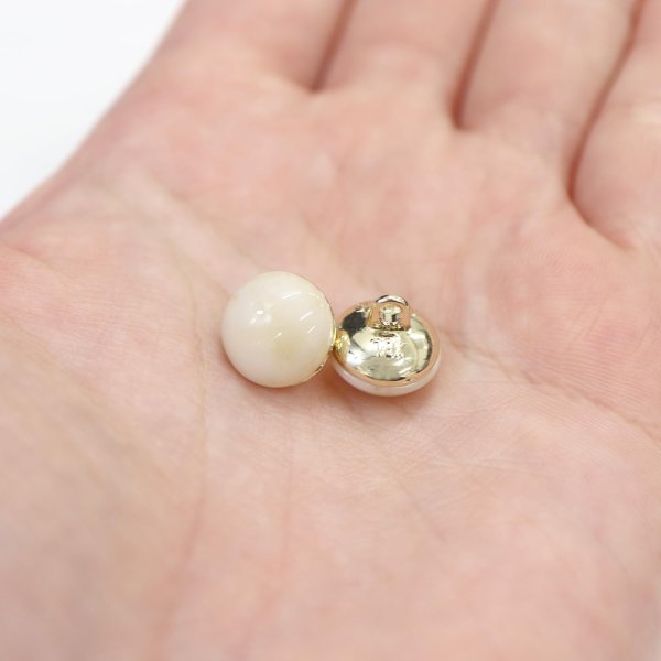 画像6: 足つきボタン 【ベージュ マーブル】 大理石調 シャツ スーツ 10個入り 【11.5mm】 きらきらぷんぷん丸 B-251 (6)