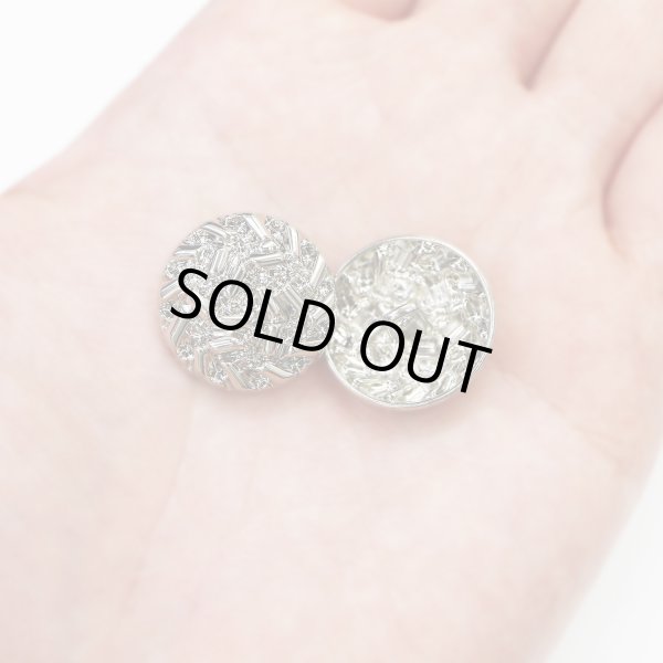 画像5: メタルボタン つぶつぶ【シルバー 鏡面仕上げ】足つき 銀 ボタン ビジューボタン 飾りボタン 縫製ボタン 6個入り【20mm】ボタンマート B-286 (5)