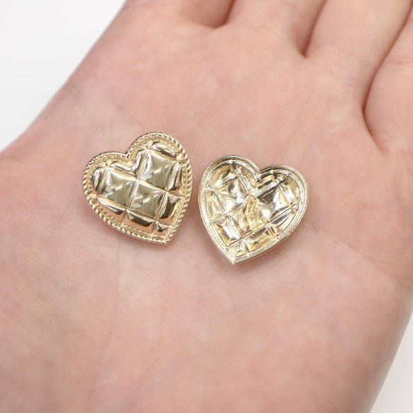 画像6: メタルボタン ハート型 キルティング風 【ゴールド 鏡面仕上げ】 金 足つき 飾り 縫製 8個入 【20mm】 ボタンマート B-313 (6)