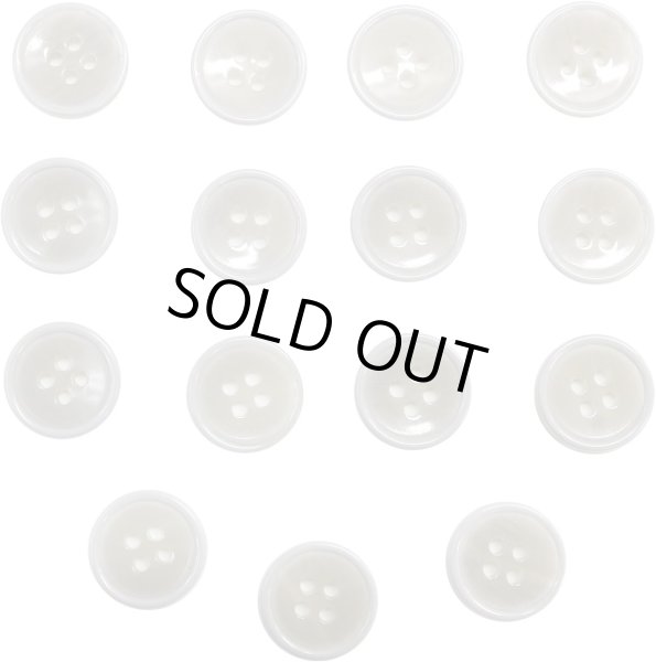 画像1: 四つ穴ボタン 【グレー】 ツヤあり 半透明 パステルカラー ボタン シャツボタン 15個入り 【15mm】 ボタンマート B-356 (1)