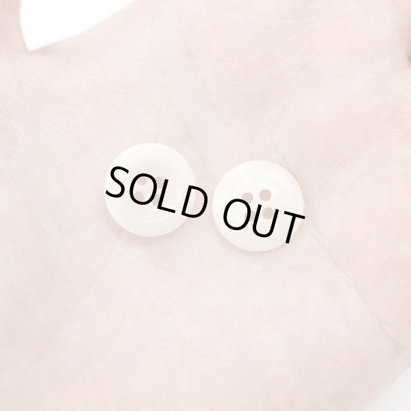 画像6: ナットボタン【ホワイト】四つ穴ボタン 白 ベーシック カラーボタン シンプル ボタン 手芸 15個入り【15mm】ボタンマート B-436 (6)