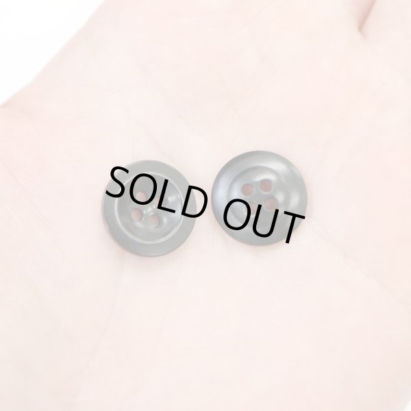 画像6: ナットボタン【ブラック】四つ穴ボタン 黒 ベーシック カラーボタン シンプル ボタン 手芸 15個入り【15mm】ボタンマート B-441 (6)