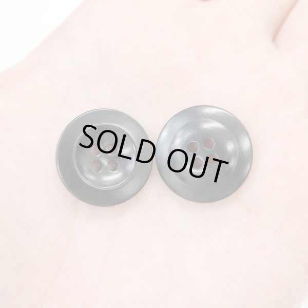 画像6: ナットボタン【ブラック】四つ穴ボタン 黒 ベーシック カラーボタン シンプル ボタン 手芸 10個入り【20mm】ボタンマート B-443 (6)