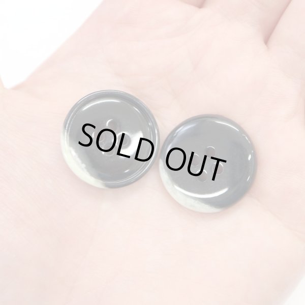 画像6: 水牛調ボタン【ブラック&ホワイト】スーツ コート ジャケット ブレザー 四つ穴 フロント 袖口 8個入り【23mm】ボタンマート B-483 (6)