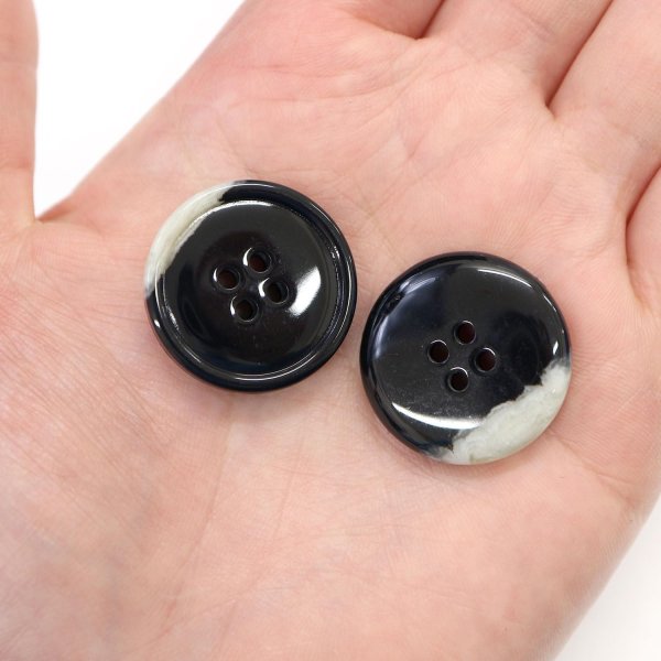 画像6: 水牛調ボタン【ブラック&ホワイト】スーツ コート ジャケット ブレザー 四つ穴 フロント 袖口 6個入り【25mm】ボタンマート B-484 (6)