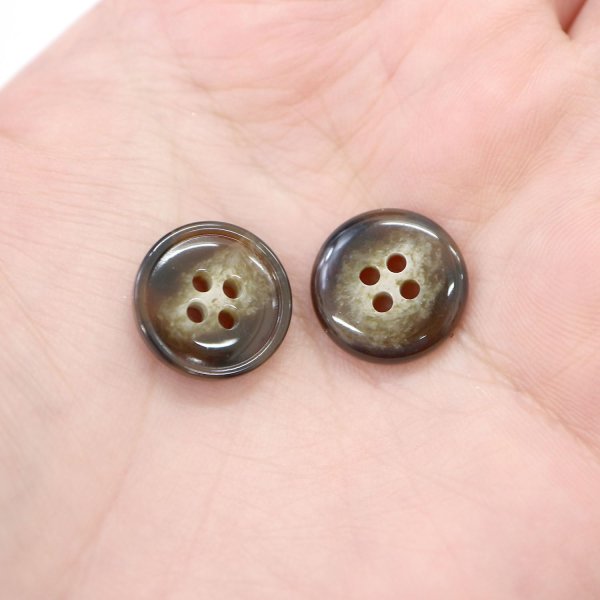 画像6: 水牛調ボタン【ダークブラウン&ホワイト】スーツ コート ジャケット ブレザー 四つ穴 フロント 袖口 10個入り【15mm】ボタンマート B-495 (6)