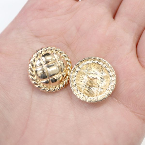 画像6: メタルボタン 丸型 足つき キルティング風 【ゴールド】 金 ボタン 鏡面仕上げ スーツボタン ジャケットボタン 8個入り 【20mm】 ボタンマート B-576 (6)