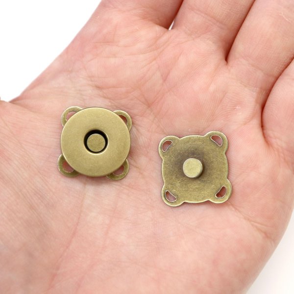 画像5: 磁気ボタン 【アンティーク ゴールド】 金 縫い付けタイプ 打ち具不要 マグネットボタン 5個入り 【18mm】 ボタンマート B-617 (5)