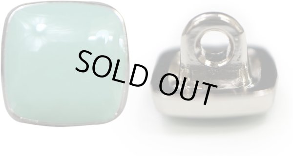 画像1: 飾りボタン 四角形 足つき 【ライトグリーン】 緑 ツヤあり 四角 スクエア ボタン シンプル 8個入り 【11.5mm】 ボタンマート B-788 (1)