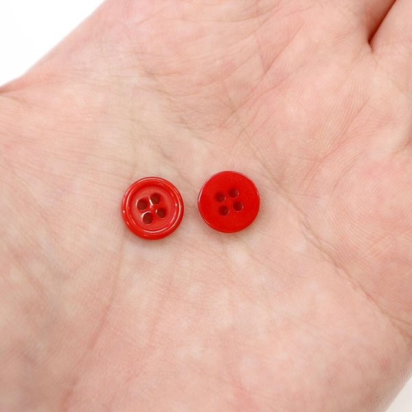 画像6: 四つ穴ボタン 【レッド】 赤 ツヤあり カラー ボタン シャツボタン 20個入り 【10mm】 ボタンマート B-828 (6)
