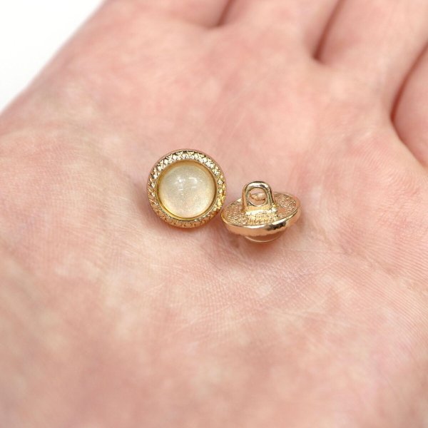 画像6: オーロラ ラメボタン 足つき 【ベージュ】 金フチ ボタン グリッター かわいい 8個入り 【11.5mm】 ボタンマート B-867 (6)