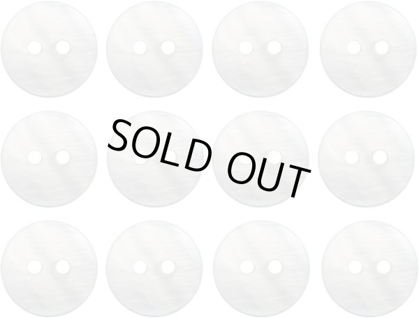 画像1: 淡水パール 二つ穴ボタン シェルボタン 貝ボタン 貝製 両面 白 ホワイト ボタン 12個入り 【12.5mm】 ボタンマート B-900 (1)